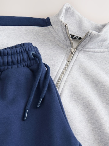 Set Next en gris