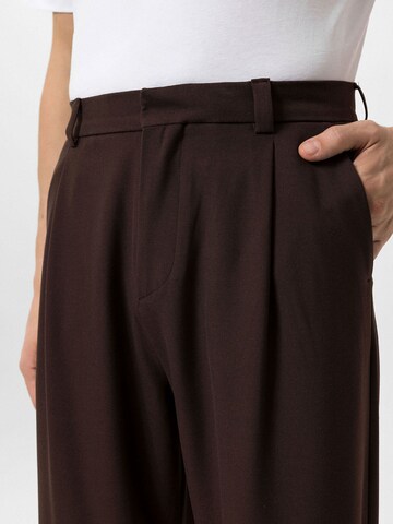 Effilé Pantalon Antioch en marron