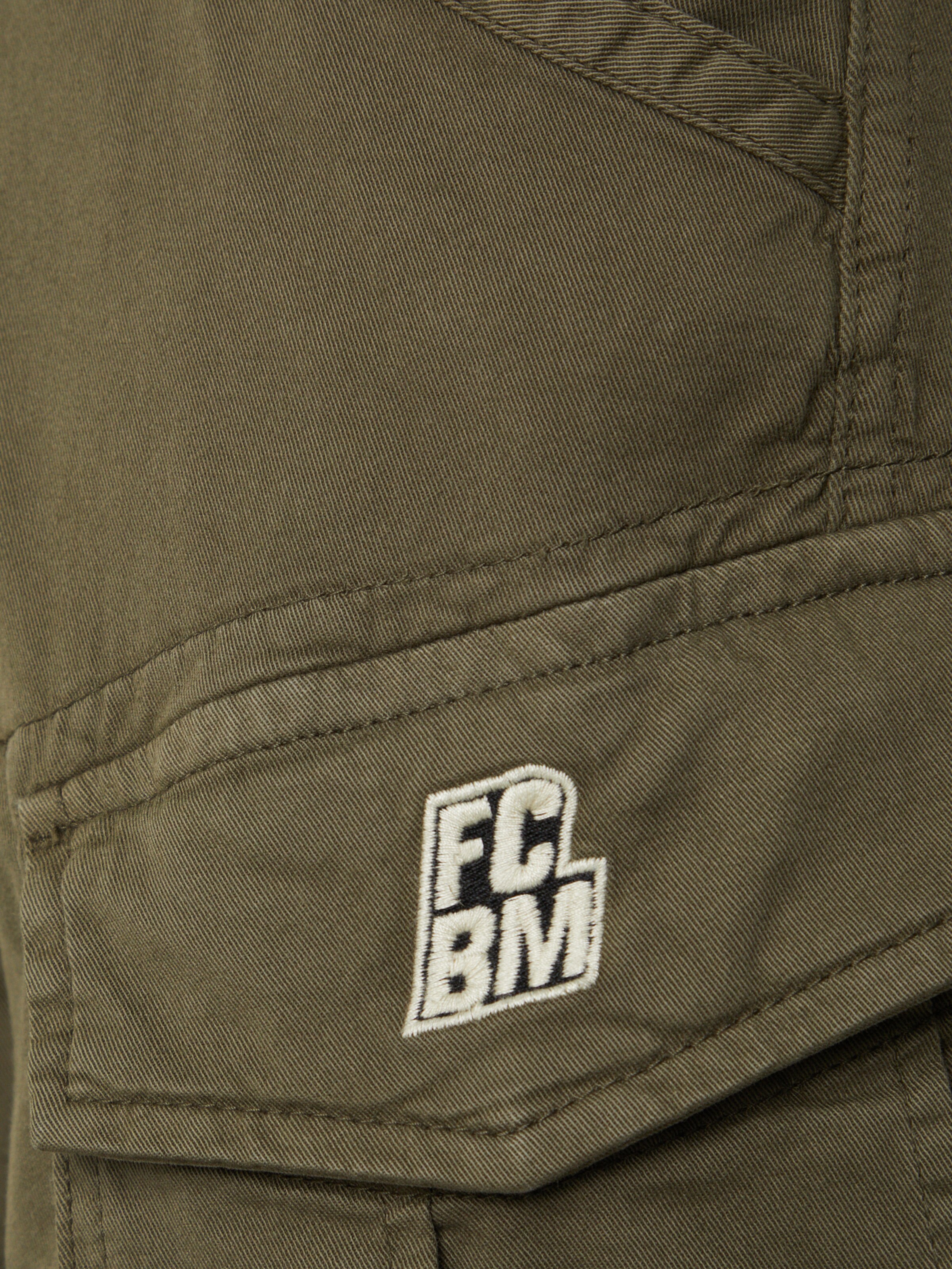 regular Pantaloni cargo 'Felix' di FCBM in verde