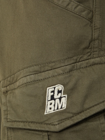 FCBM - regular Pantalón cargo 'Felix' en verde