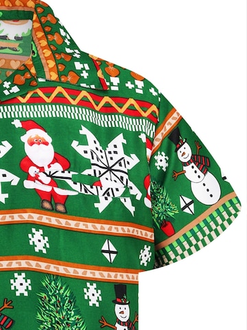 King Kameha - Ajuste regular Camisa 'Christmas Rows' en verde