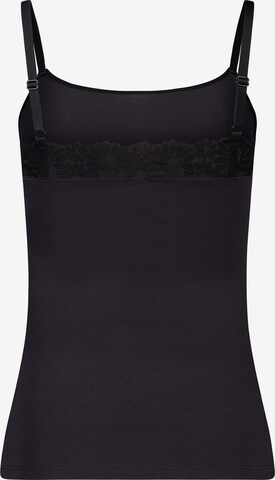 Skiny Undershirt in Black