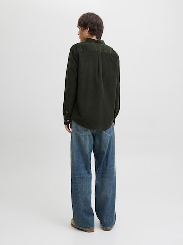 JACK & JONES Regular fit Button Up Shirt 'JJECLASSIC' in Green