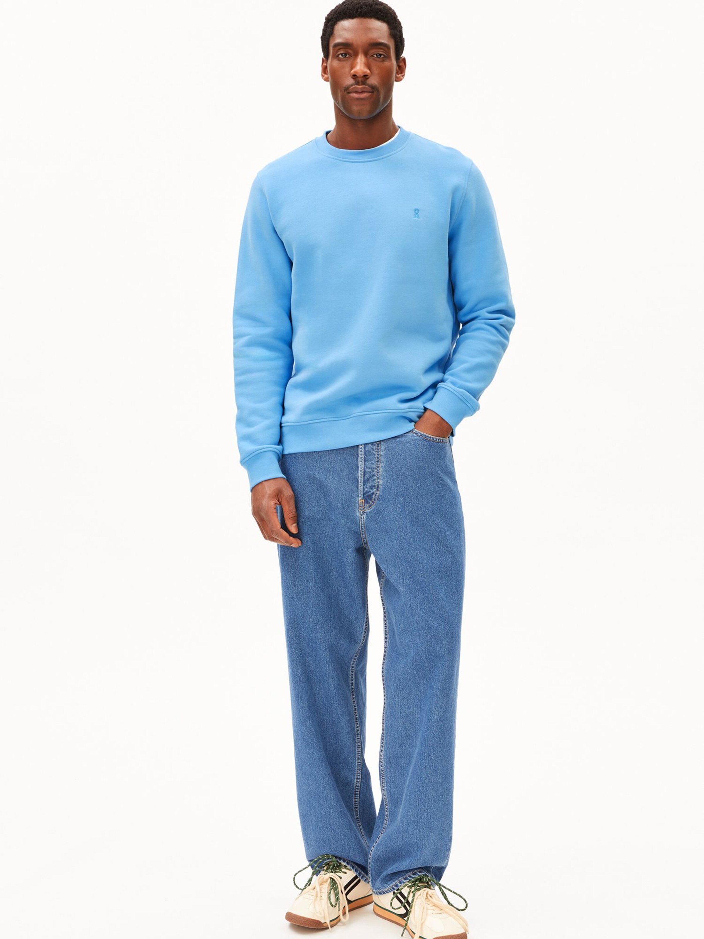 ARMEDANGELS Sweatshirt in Blue: front