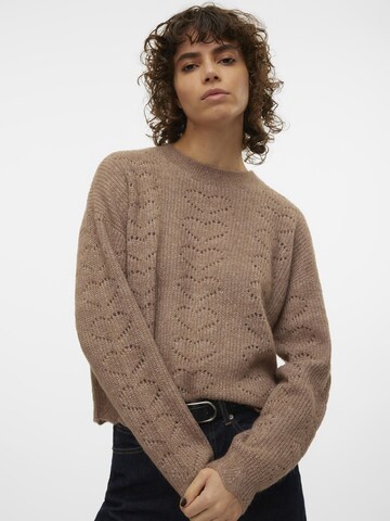 VERO MODA Sweater 'HEARTS' in Brown