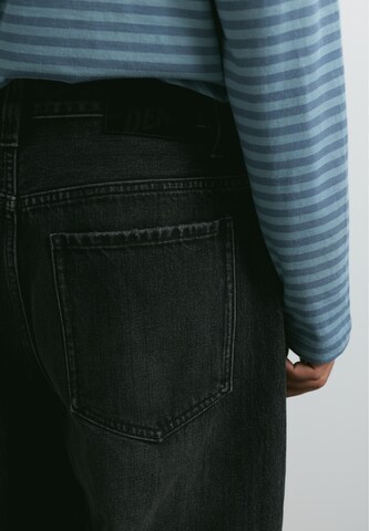 Pull&Bear Barrel Дънки в черно