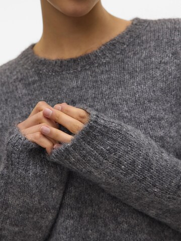 Pullover 'VMSilja' di VERO MODA in grigio