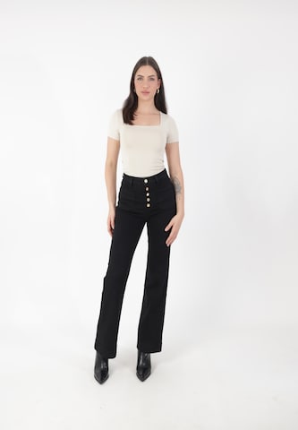 Elara Flared Hose in Schwarz