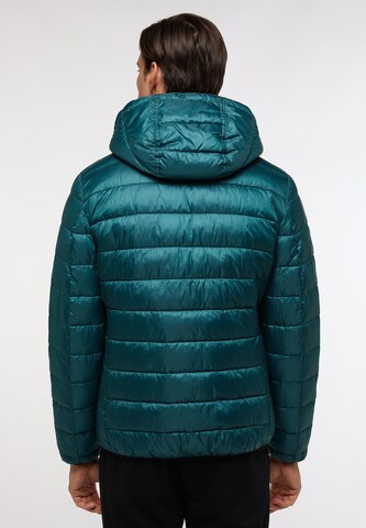 ETERNA Between-Season Jacket in Green