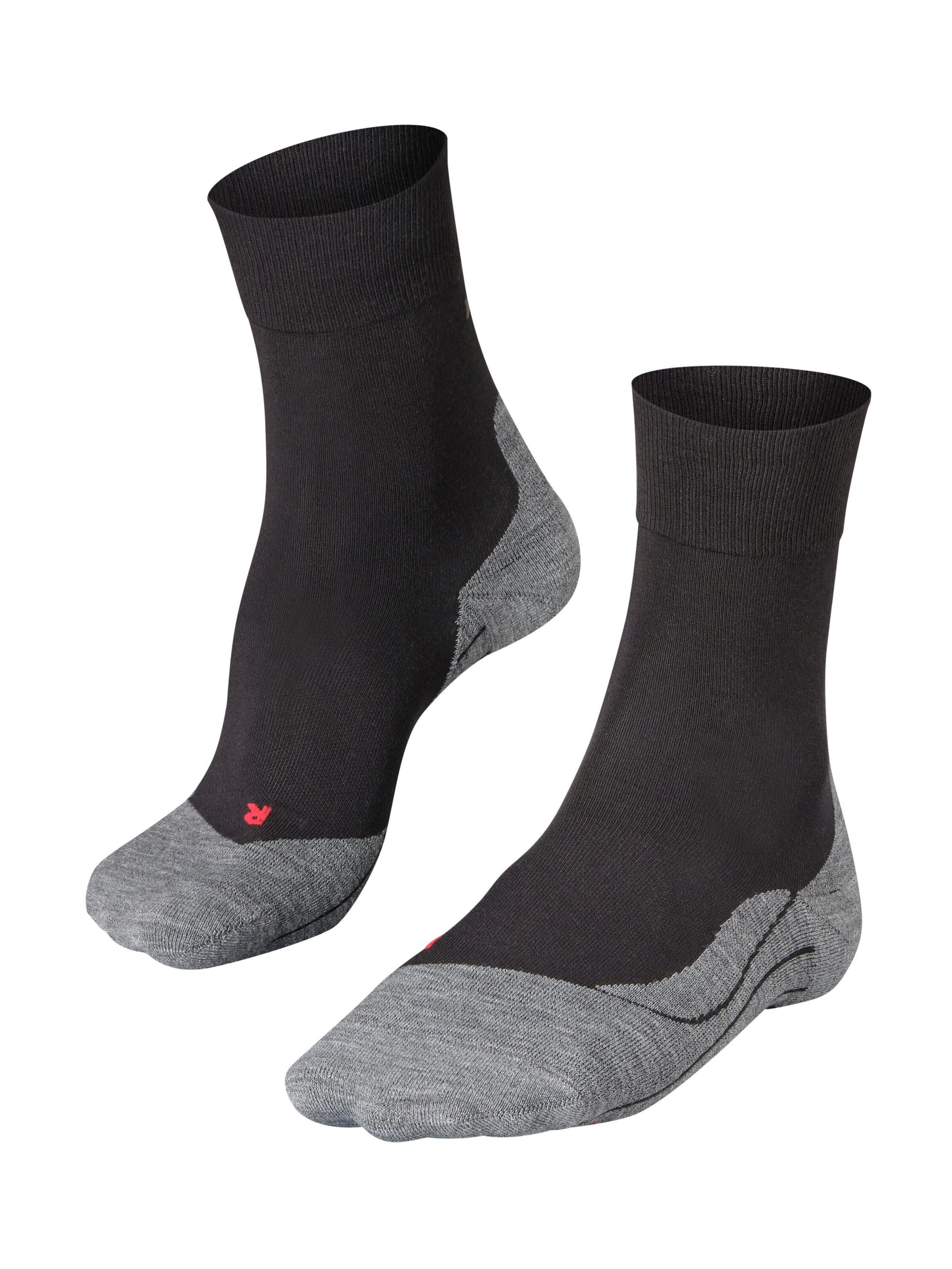FALKE Athletic Socks 'RU4 Endurance' in Black: front
