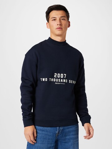 TOM TAILOR DENIM Sweatshirt in Blue: front