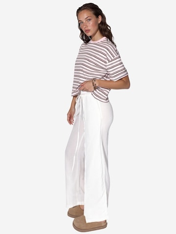 T-shirt Busem en blanc