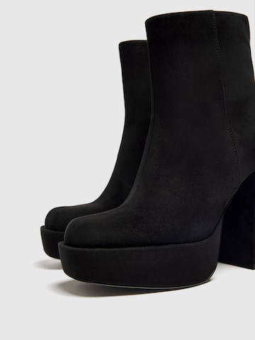 Pull&Bear Ankle boots in Black