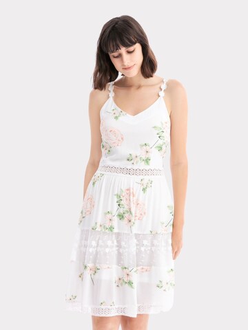 AIKI KEYLOOK Dress 'Glaced' in White: front