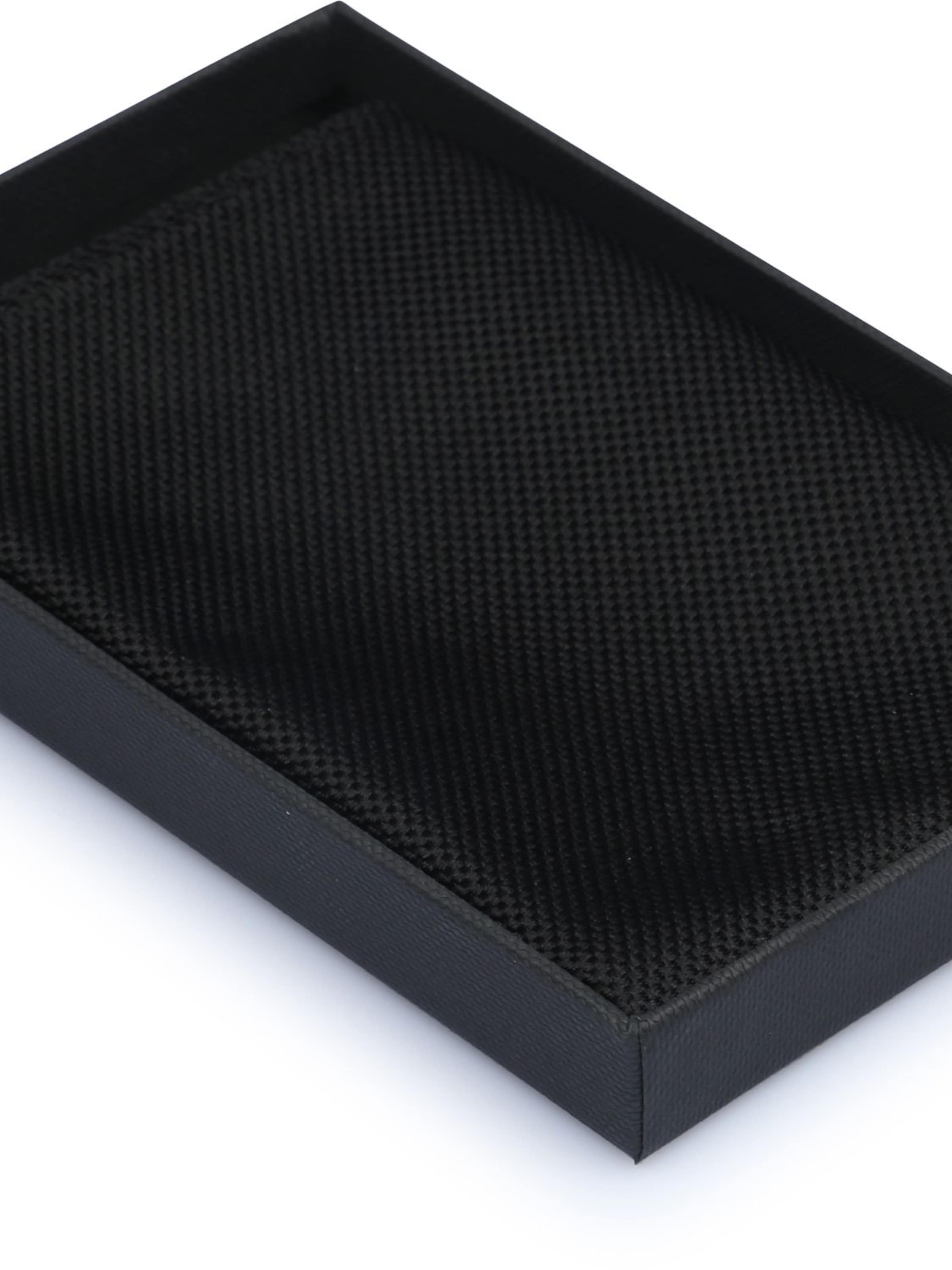 Suitable Pocket Square in Black