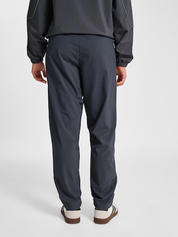 Hummel Regular Sportbroek in Grijs