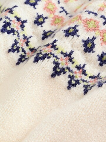 Next Set in Beige