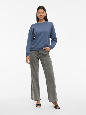 Sweat-shirt 'VISANDY' VILA en bleu