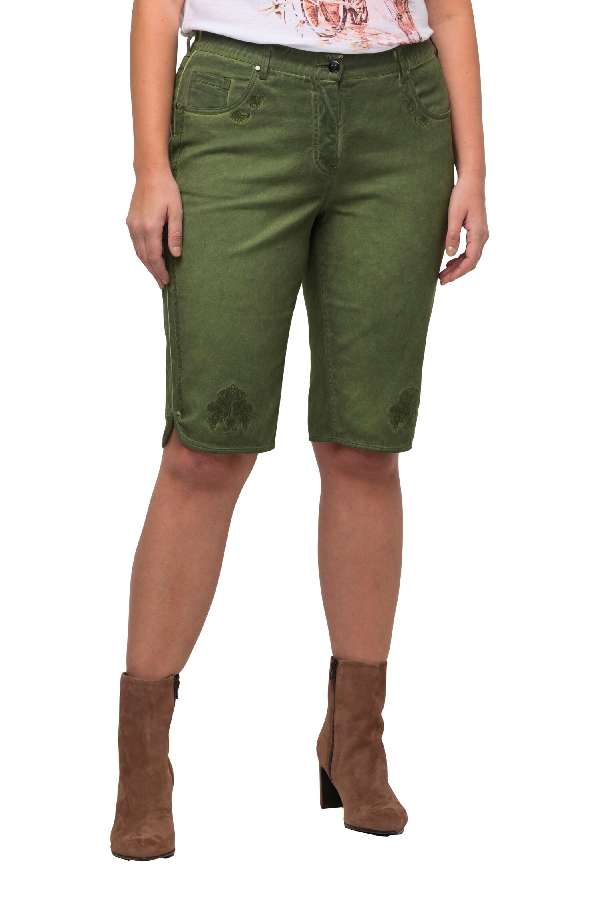 Ulla Popken Regular Shorts in Grün: Vorderseite