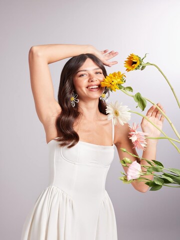 HOLLY LOLLY Šaty – bílá