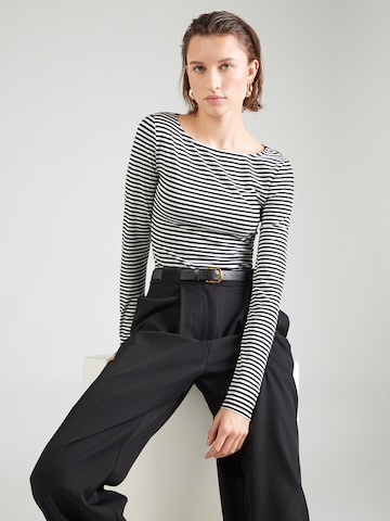 ABOUT YOUMajica 'Branka' - crna boja: prednji dio