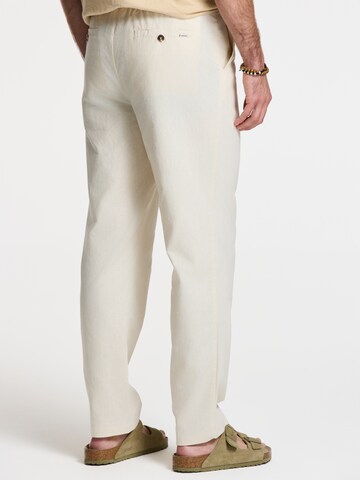 Shiwi Regular Chinohousut 'Luke' värissä beige