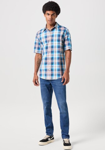 WRANGLER Regular Jeans in Blau