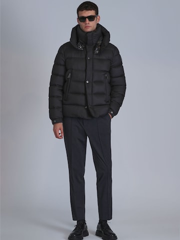 Veste d’hiver Lufian en noir : devant