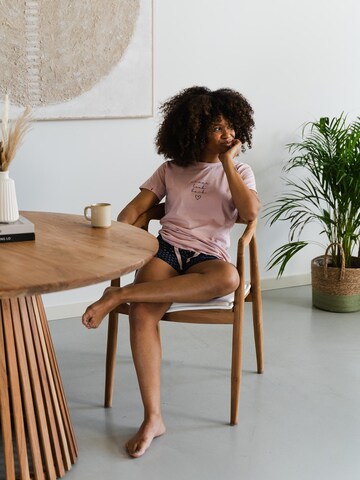 By Louise Pyjama in Roze