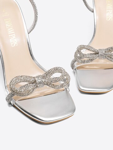Dream Pairs Strap Sandals in Silver