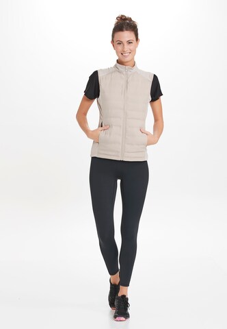 ENDURANCE Sportsvest 'Reitta' i beige