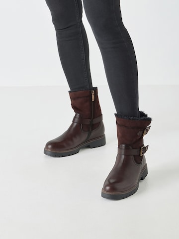 Bottines Tamaris en marron : devant