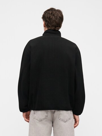 Carhartt WIP Trui 'Edmore' in Zwart