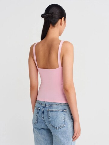 Dilvin Top in Pink