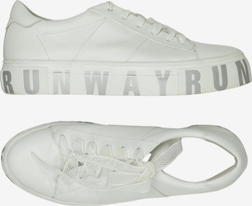 Kennel & Schmenger Sneaker 39 in Weiß: Vorderseite