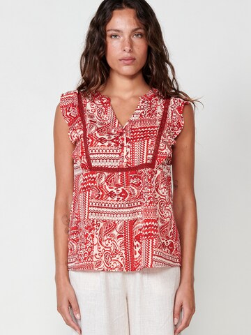 KOROSHI - Blusa en rojo: frente