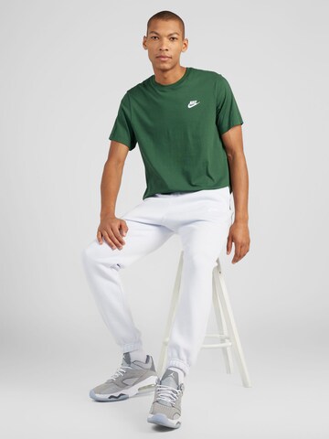 Nike Sportswear Klasický střih Tričko 'CLUB' – zelená