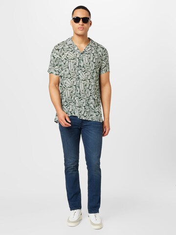 WESTMARK LONDON Comfort fit Button Up Shirt 'Hawaii' in Green