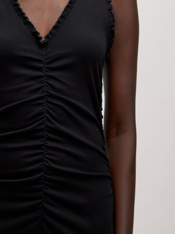 EDITED Dress 'Marina' in Black