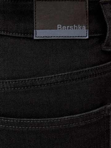 Bershka Skinny Jeans in Schwarz