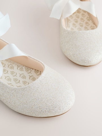 Next Ballerina in Weiß