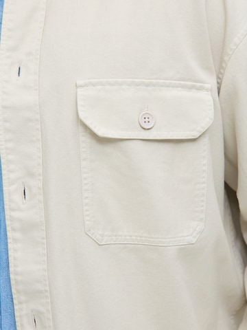 Comfort Fit Cămașă 'JJEDOVER' de la JACK & JONES pe bej