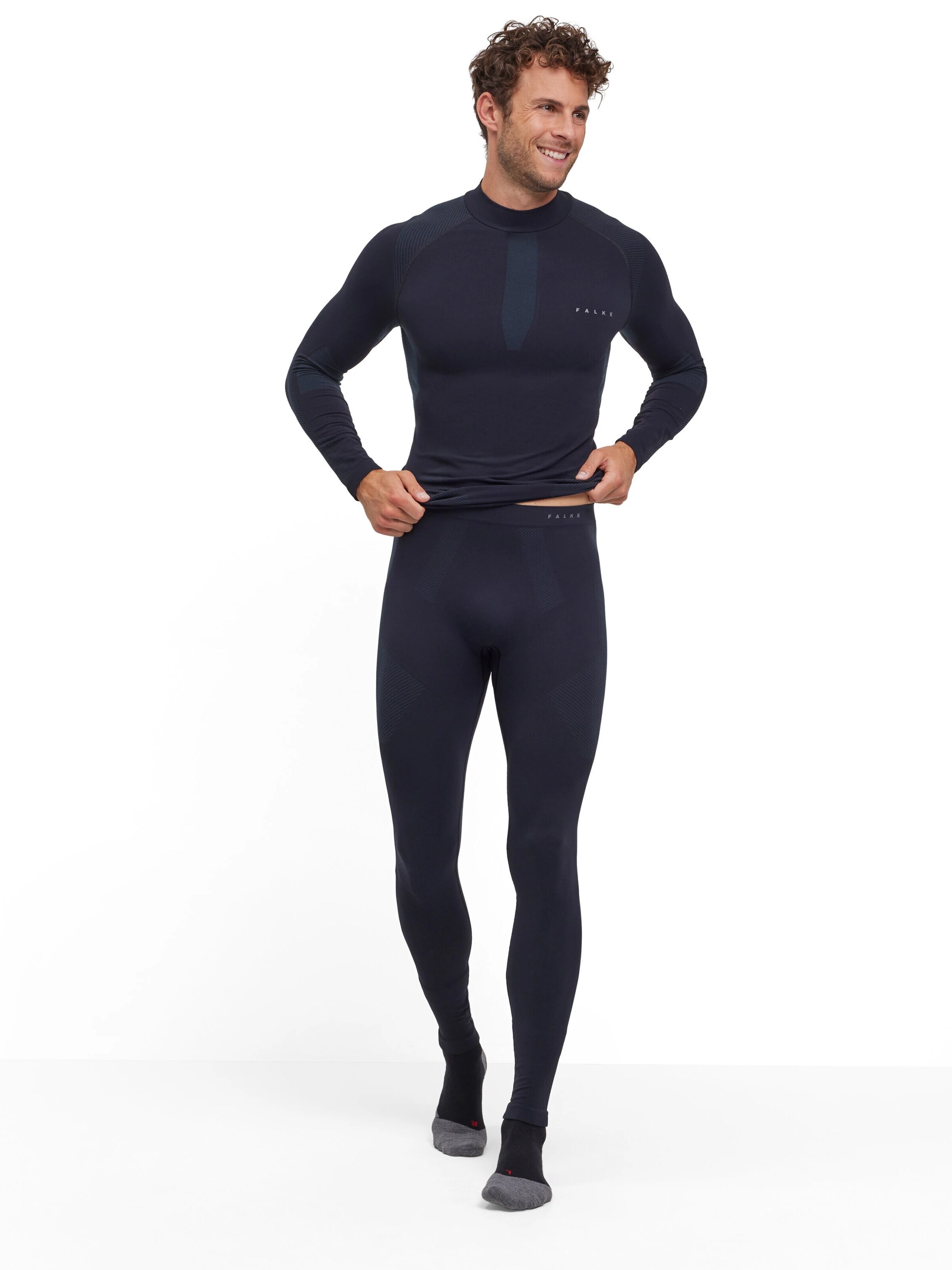 FALKE Skinny Workout Pants in Black: front