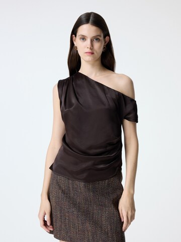 Haut adl en marron