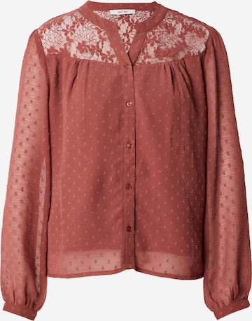 ABOUT YOU Blouse 'Giselle' in Red: front