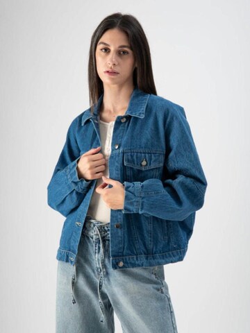 MND Between-season jacket in Blue: front