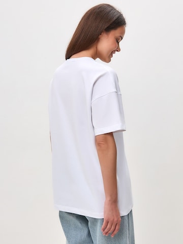 T-shirt 'MOTHER CAT' CAT by Maniita Lacitta en blanc