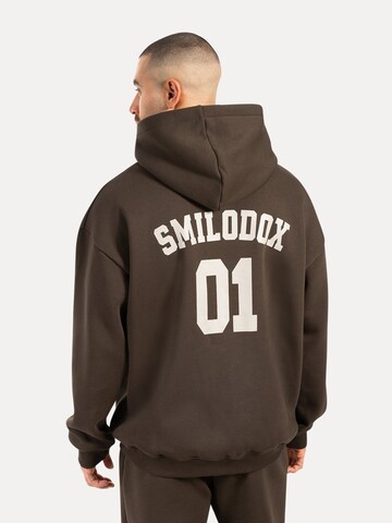 Smilodox Sweatshirt in Brown