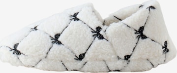 NextPapuče - bijela boja: prednji dio