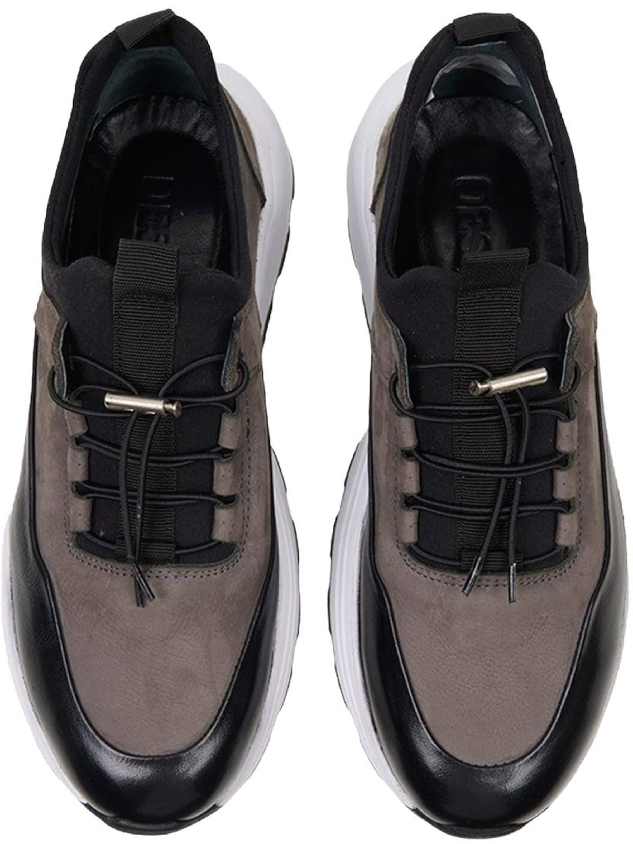 Desa Slip-on 'Sneaker' in Grey